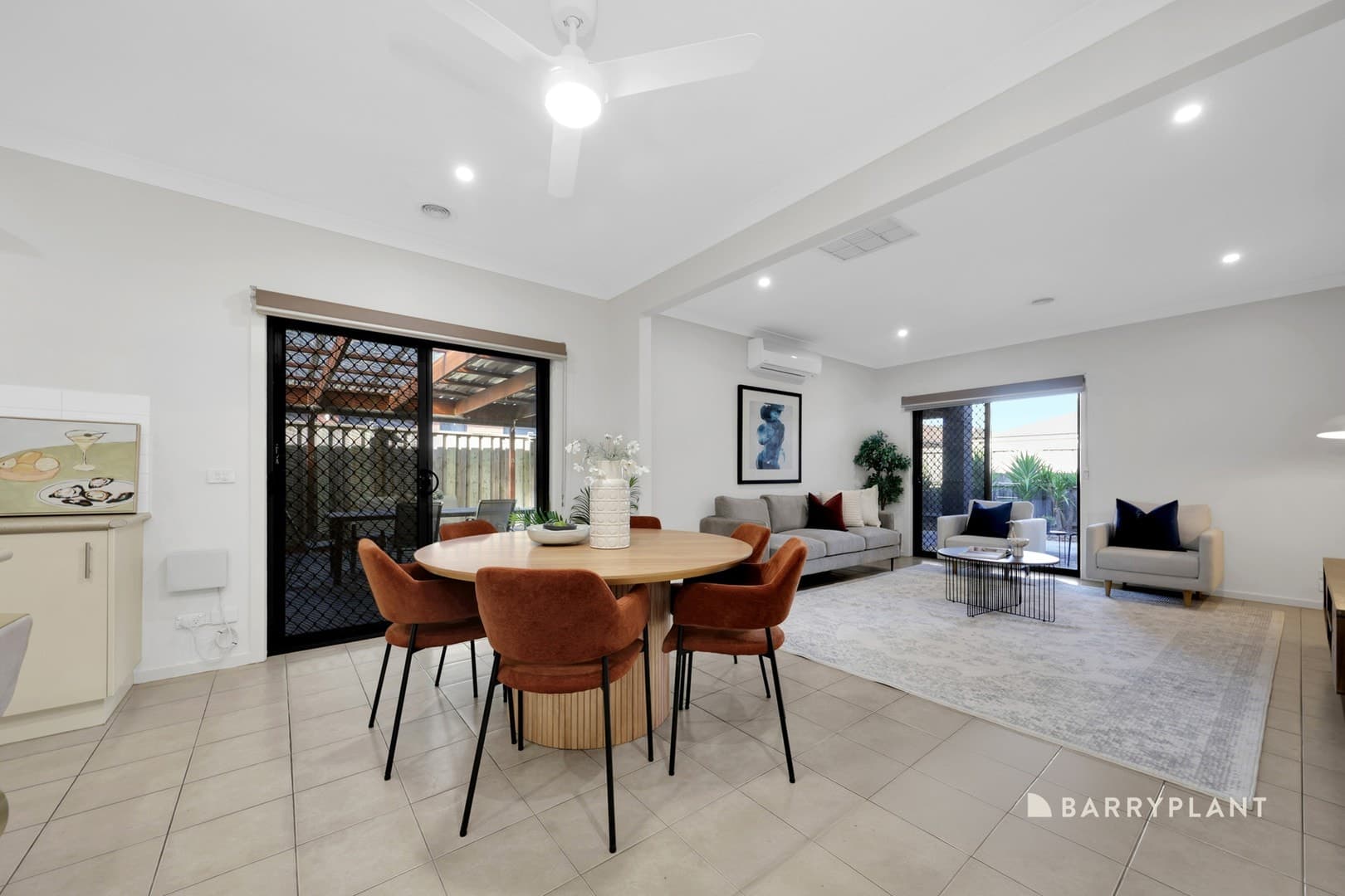 10 Kareelah Link, South Morang, VIC 3752, South Morang - Thumbnail 5