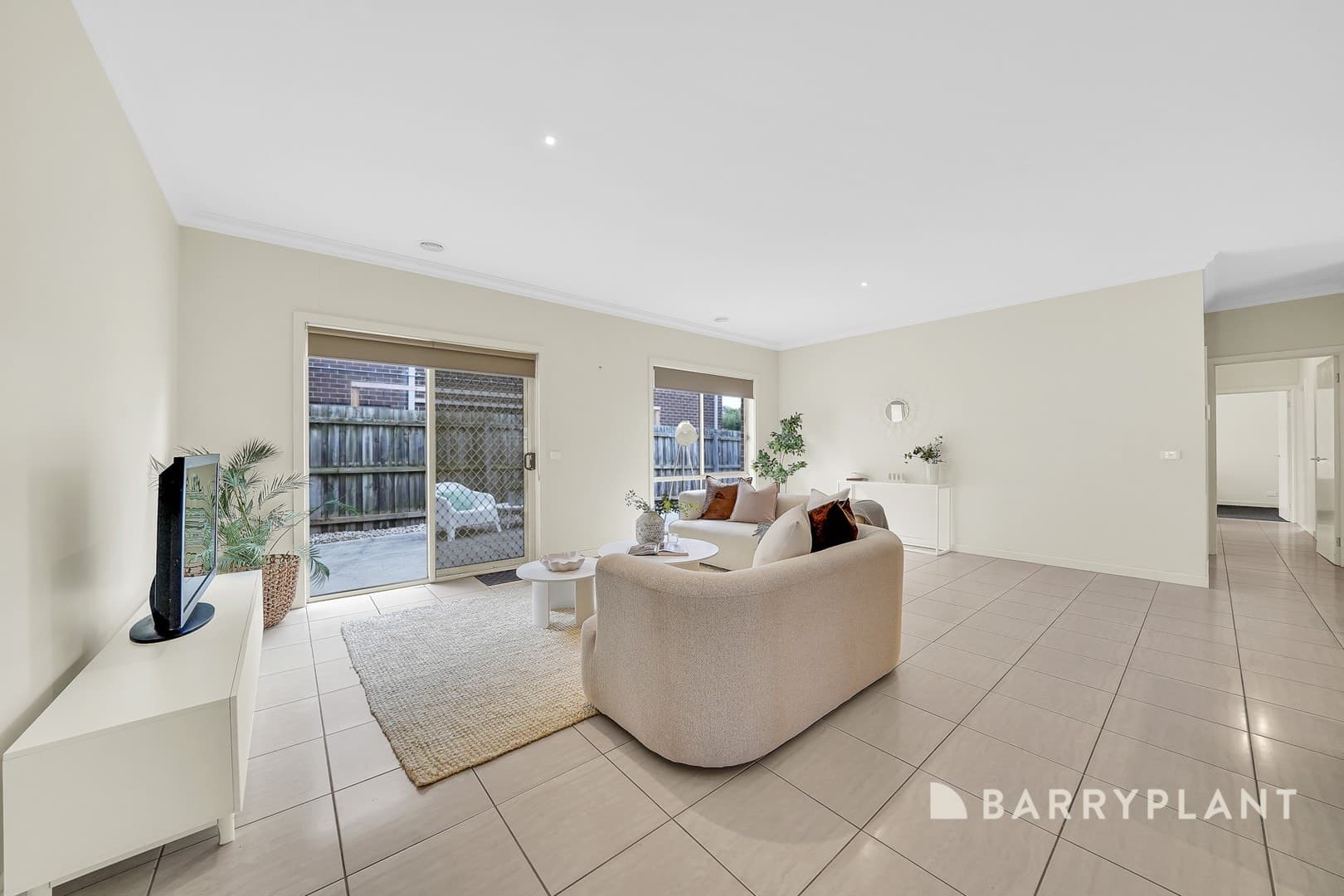 90 Foxwood Drive, Point Cook, VIC 3030, Point Cook - Thumbnail 7