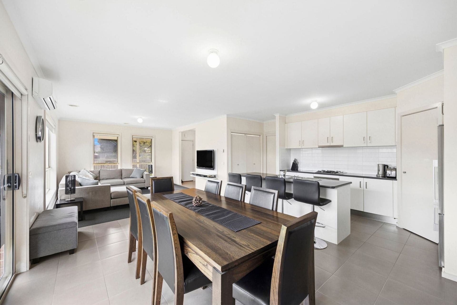 10/31-33 Cranbourne Drive, Corio - Thumbnail 4