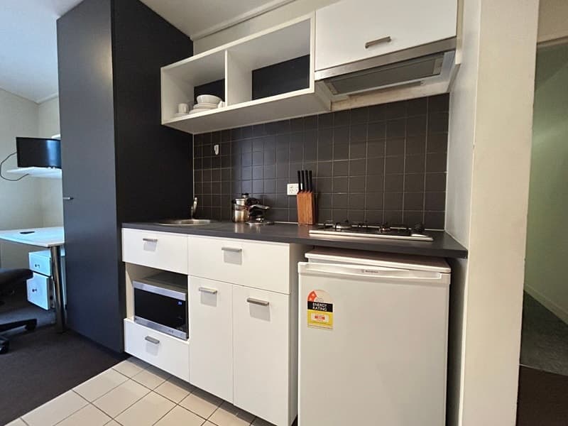Unit 308/127-133 Leicester St, Carlton - Thumbnail 3