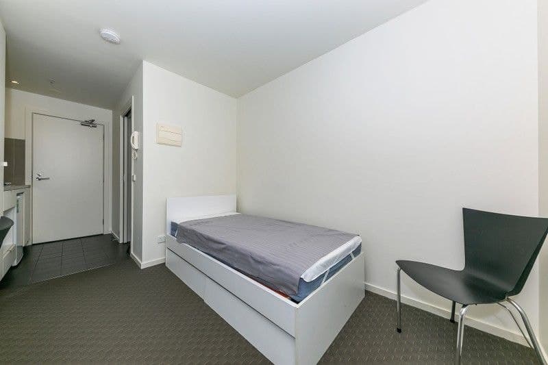 Unit 205/2 Eastern Pl, Hawthorn East - Thumbnail 4