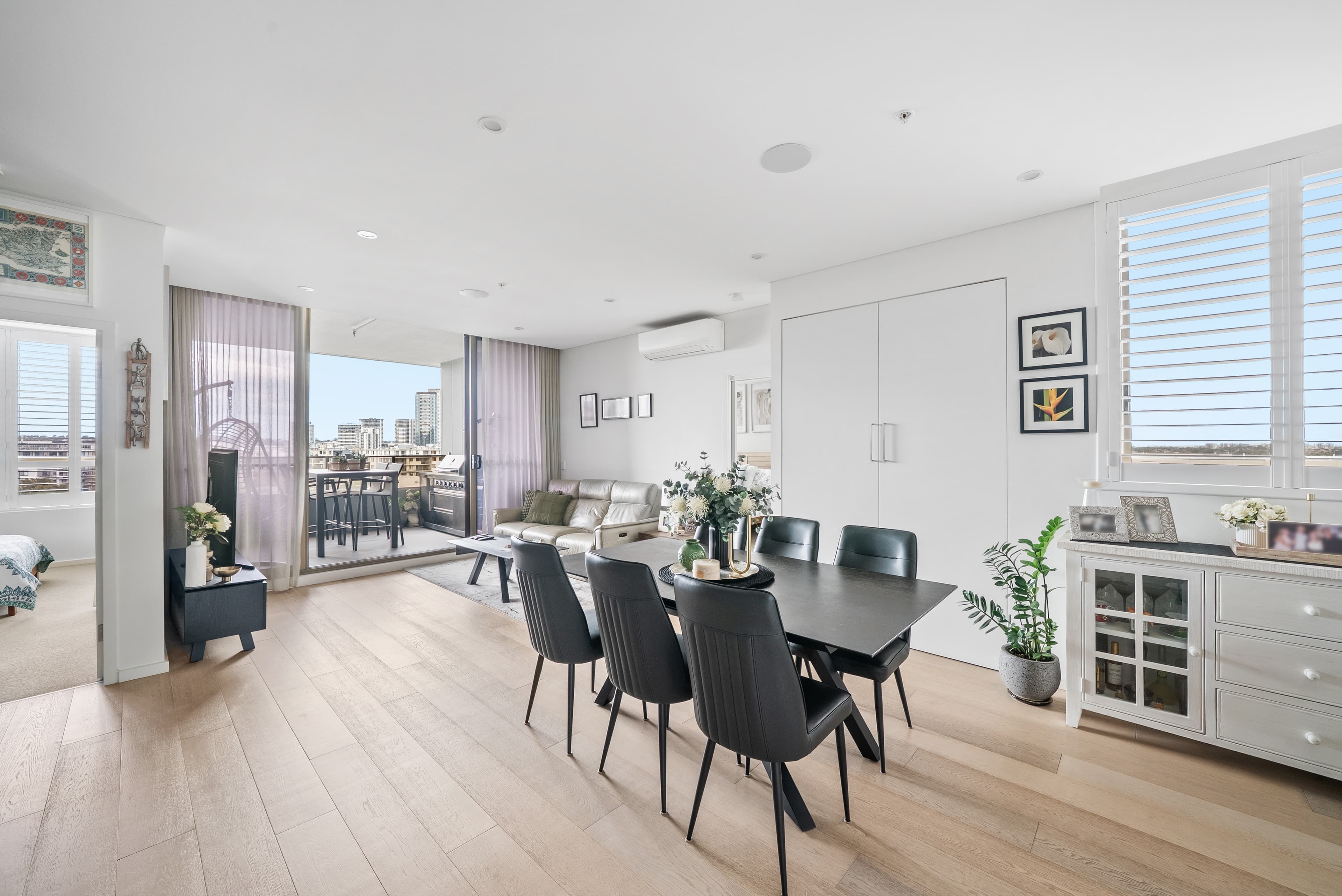 15081/17 Amalfi Drive, Wentworth Point, Wentworth Point - Thumbnail 3