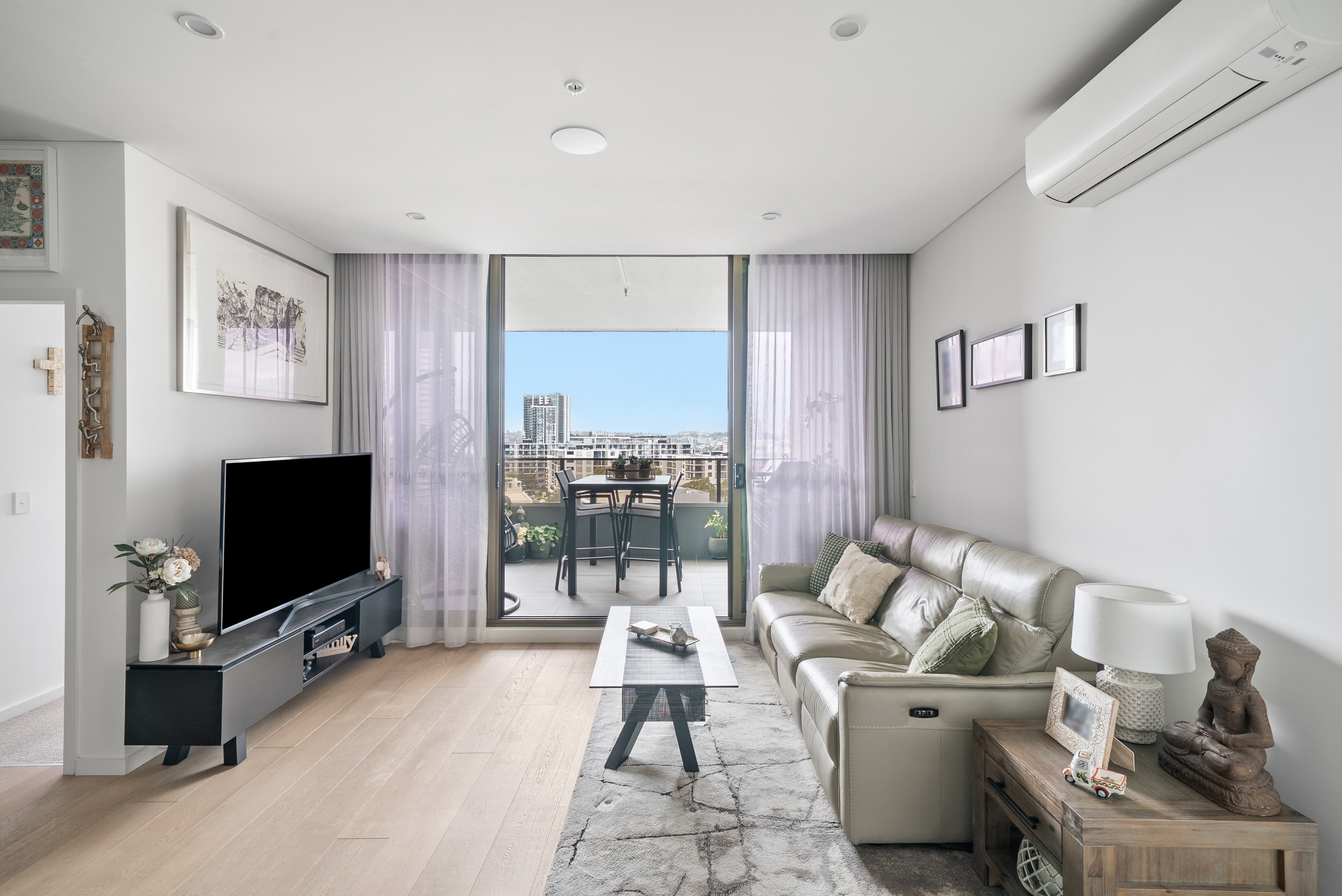 15081/17 Amalfi Drive, Wentworth Point, Wentworth Point - Thumbnail 4