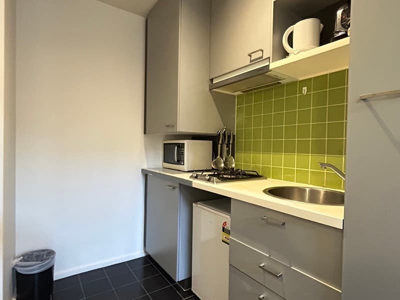315/24 Barkly Pl, Carlton - Image 1