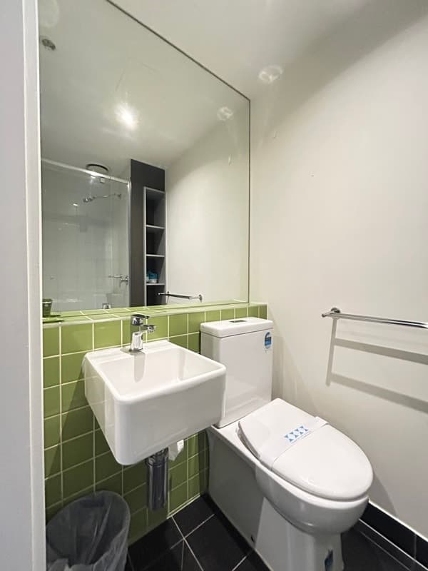315/24 Barkly Pl, Carlton - Thumbnail 4