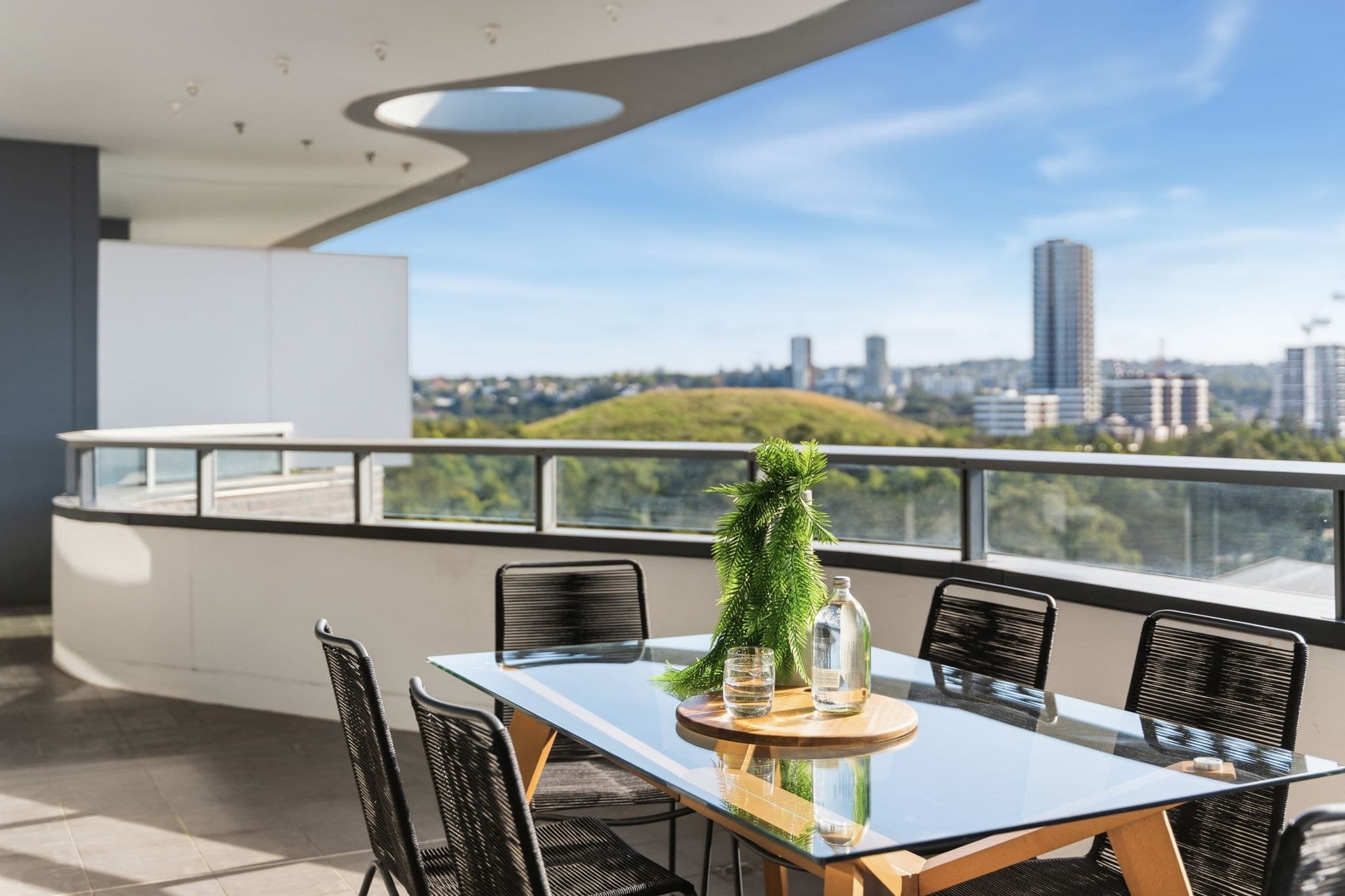 806/12 Nuvolari Place, Wentworth Point, Wentworth Point - Thumbnail 4