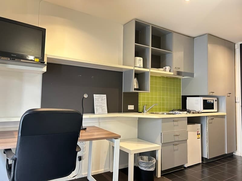 511/24 Barkly Pl, Carlton - Thumbnail 3