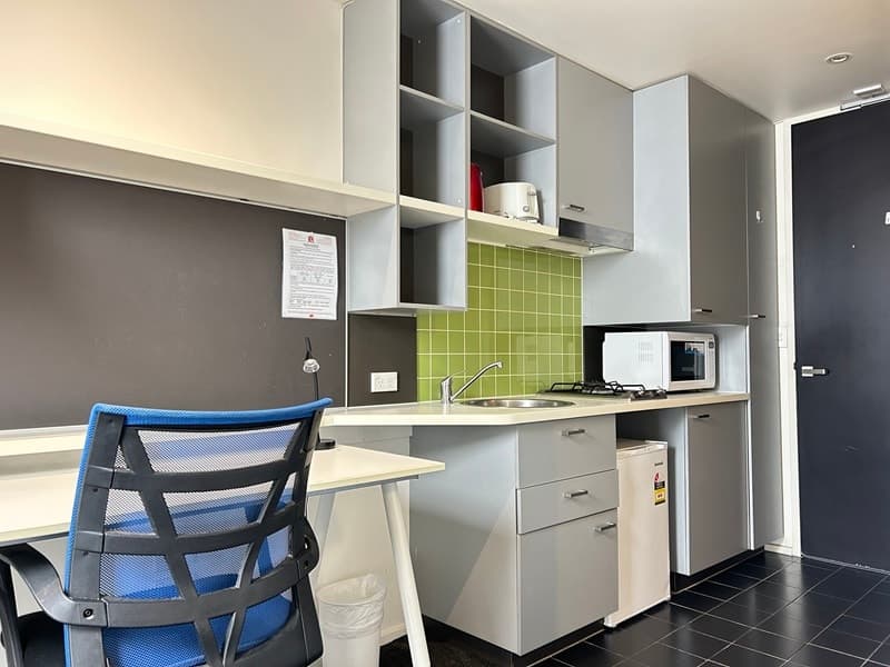 413/24 Barkly Pl, Carlton - Thumbnail 5
