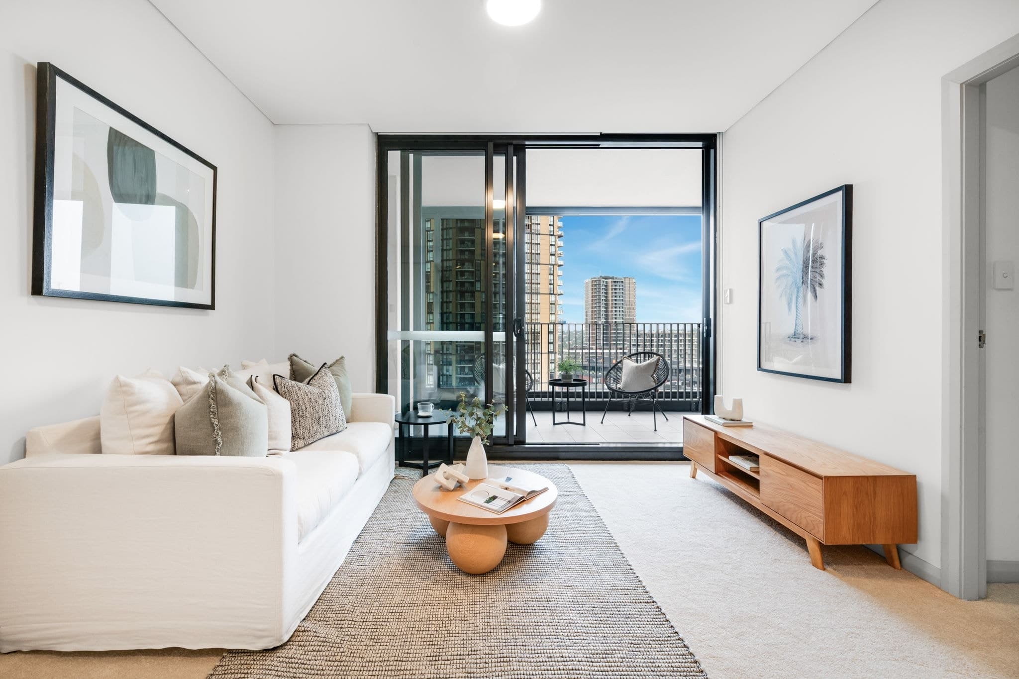 1511/10 Burroway Road, Wentworth Point, Wentworth Point - Thumbnail 2