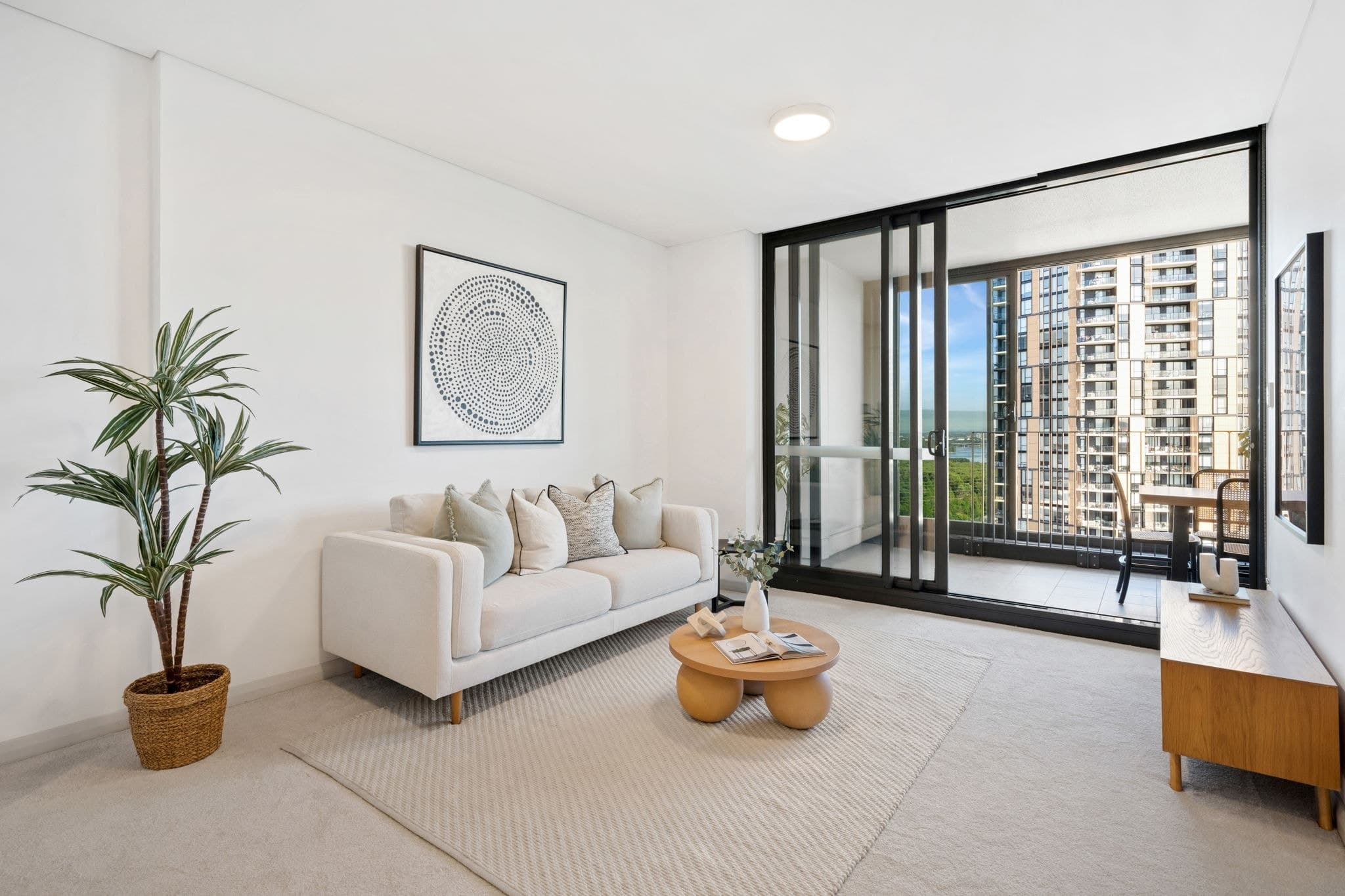 1511/10 Burroway Road, Wentworth Point, Wentworth Point - Thumbnail 3