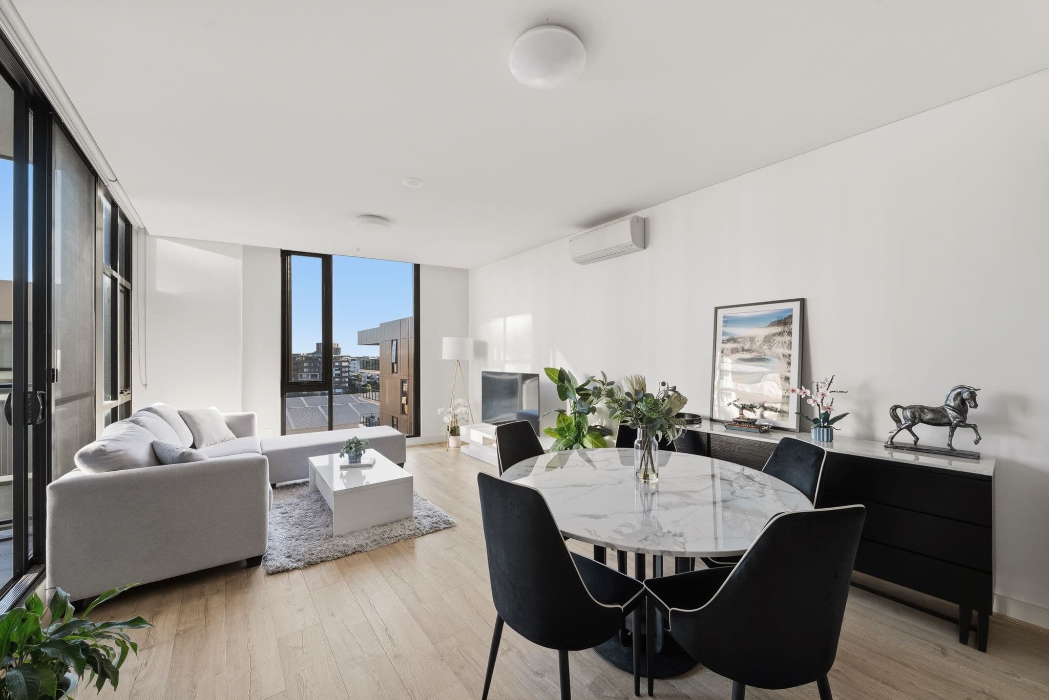 812/46 Savona Drive        Wentworth Point NSW 2127, Wentworth Point - Image 1