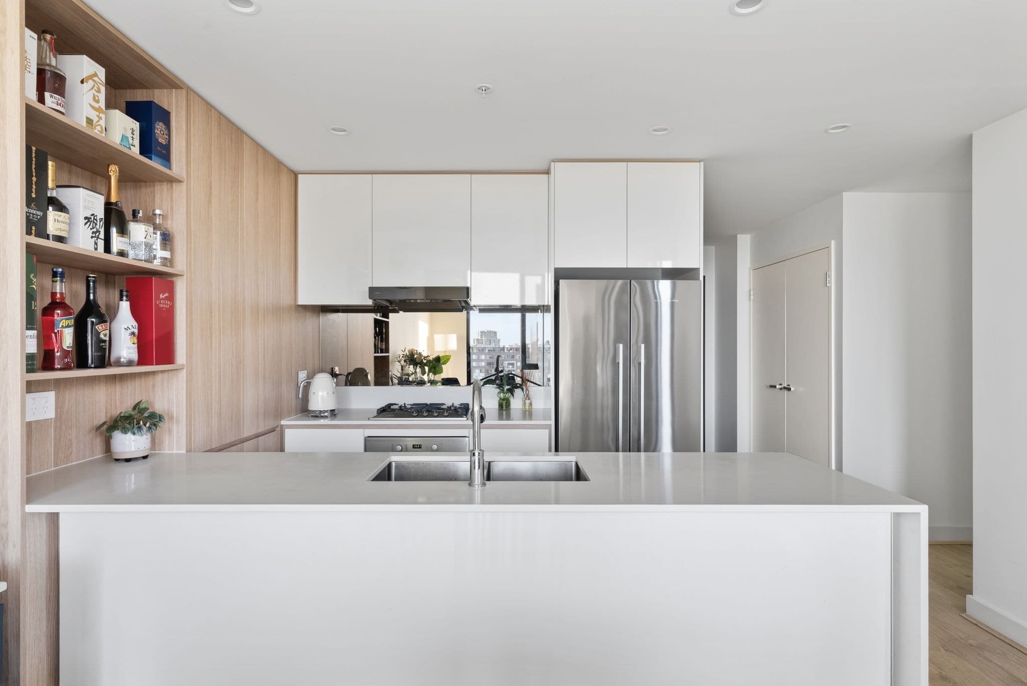 812/46 Savona Drive, Wentworth Point, Wentworth Point - Thumbnail 4