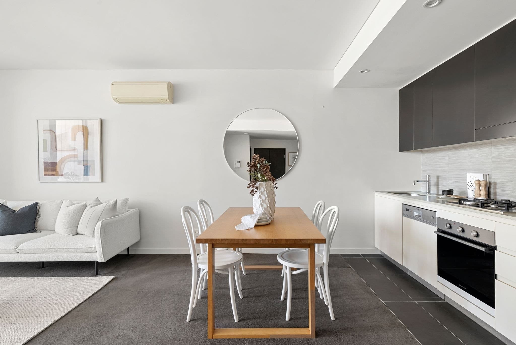 610/12 Nuvolari Place, Wentworth Point, Wentworth Point - Thumbnail 3