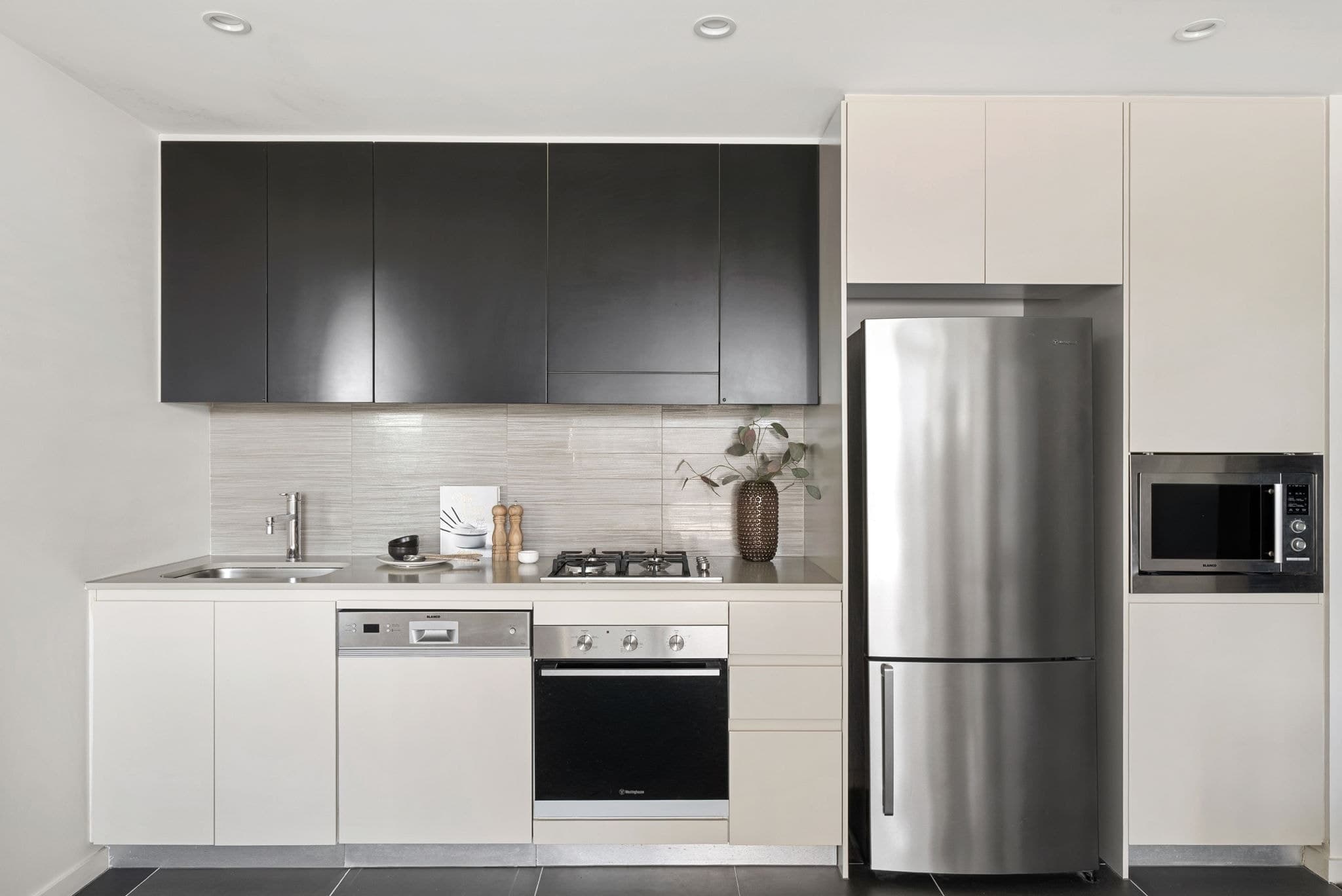 610/12 Nuvolari Place, Wentworth Point, Wentworth Point - Thumbnail 4