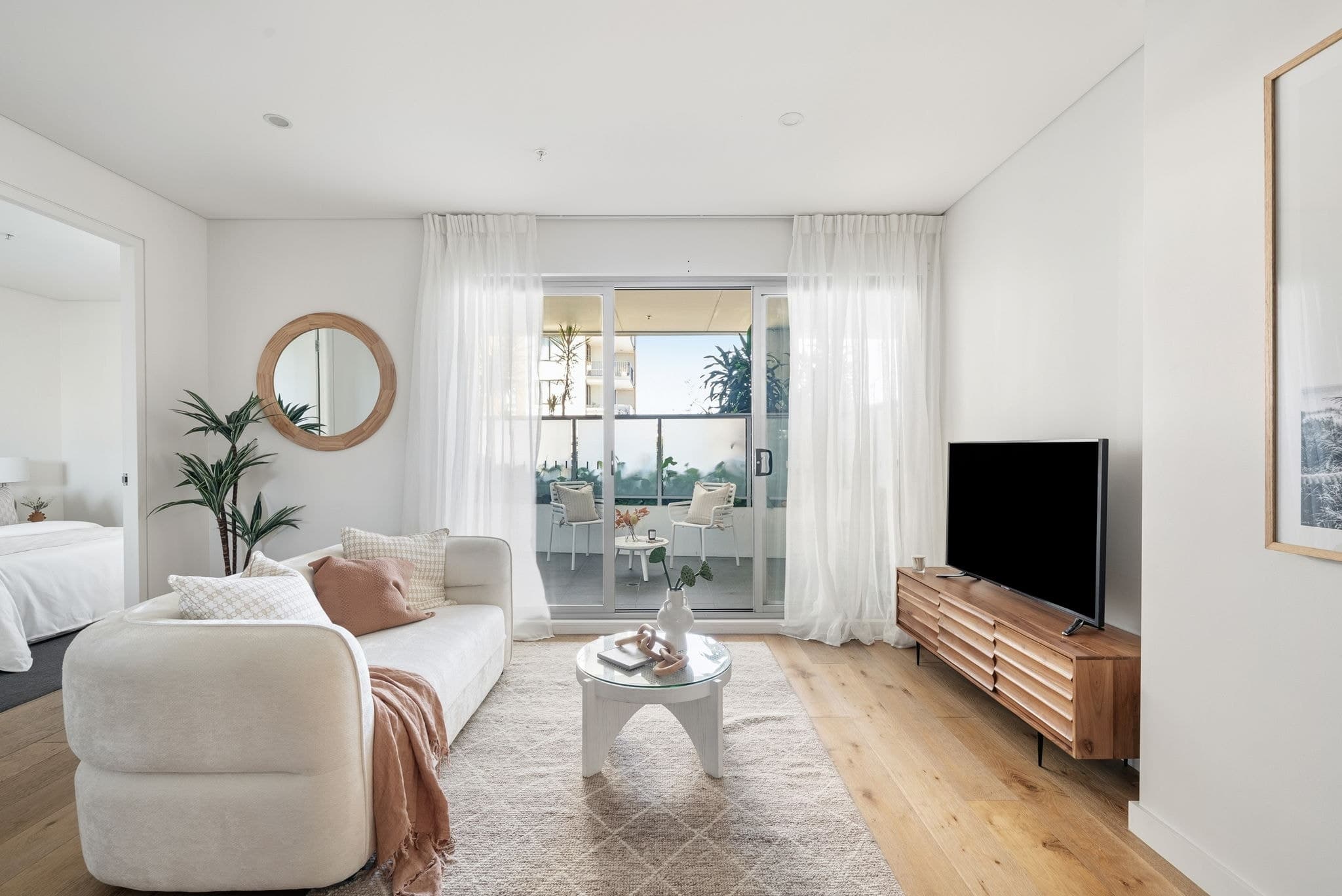 104/904-914 Pacific Highway, Gordon, Gordon - Thumbnail 2
