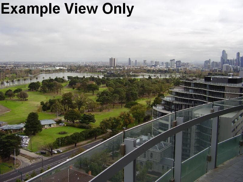 2/3 Louise St, Melbourne - Image 1