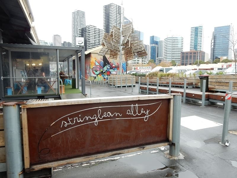 1/88 Dudley Street, West Melbourne - Image 1
