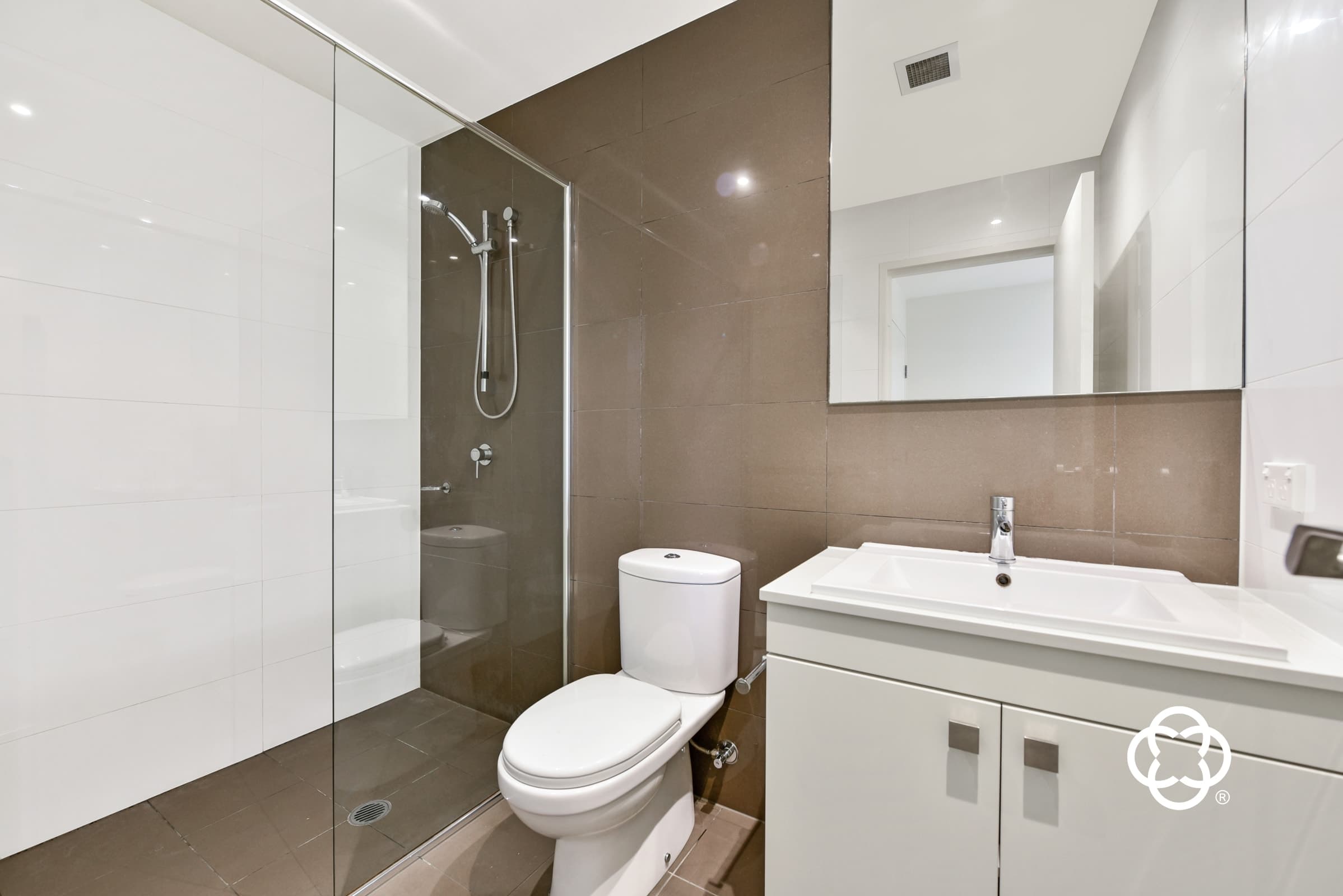 409/43 Shoreline Drive        Rhodes NSW 2138, Rhodes - Thumbnail 2