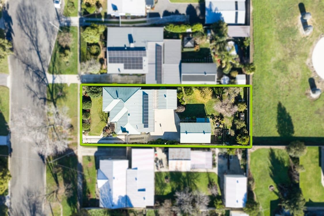 7 Lawrence Street, MYRTLEFORD, VIC 3737, Myrtleford - Thumbnail 5