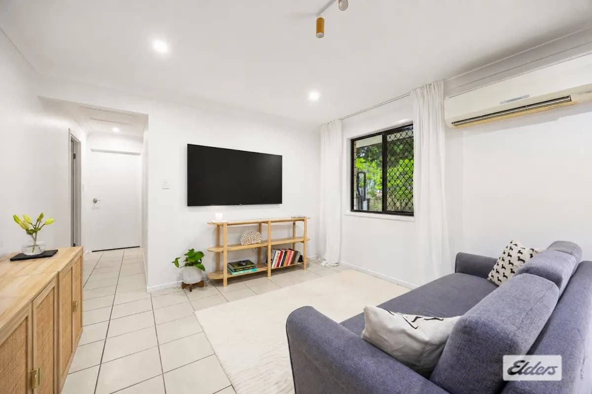 31 Bimbadeen Drive, Loganholme, QLD, 4129, Loganholme - Thumbnail 4