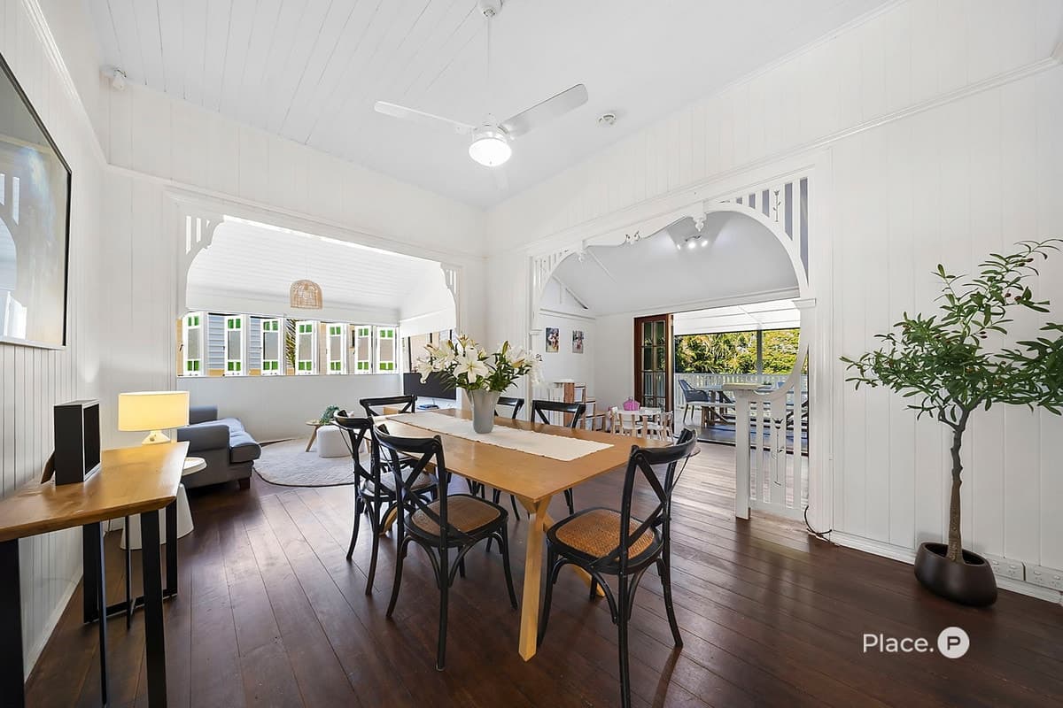 10 Jeffcott Street, Wavell Heights - Thumbnail 2