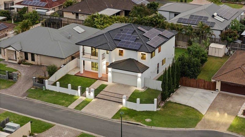 29 Aster Place, Calamvale - Image 1