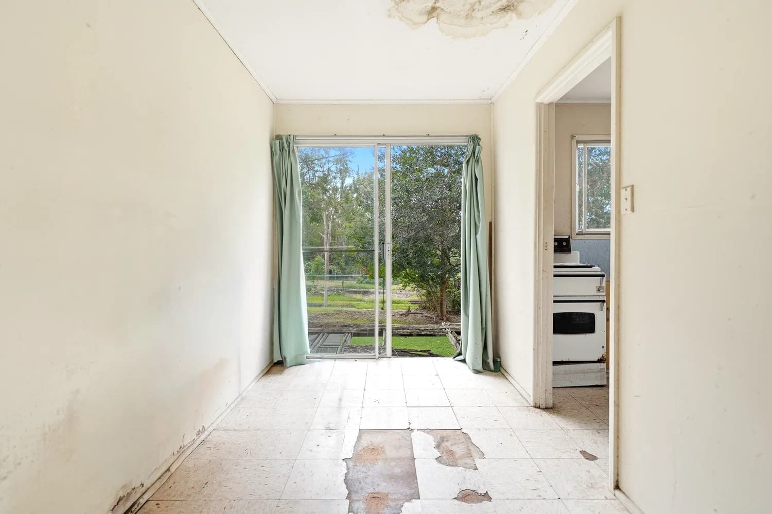 85 Annandale Street, Keperra, QLD, 4054, Keperra - Thumbnail 6