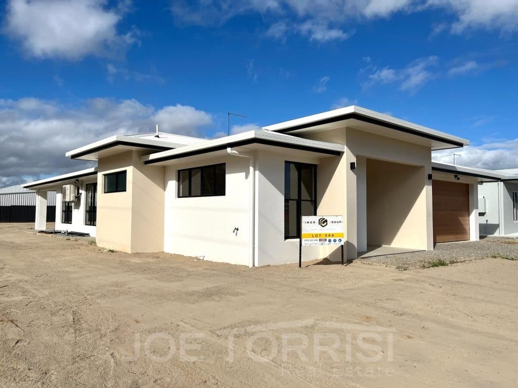 98 Karobean Drive, Mareeba - Thumbnail 2