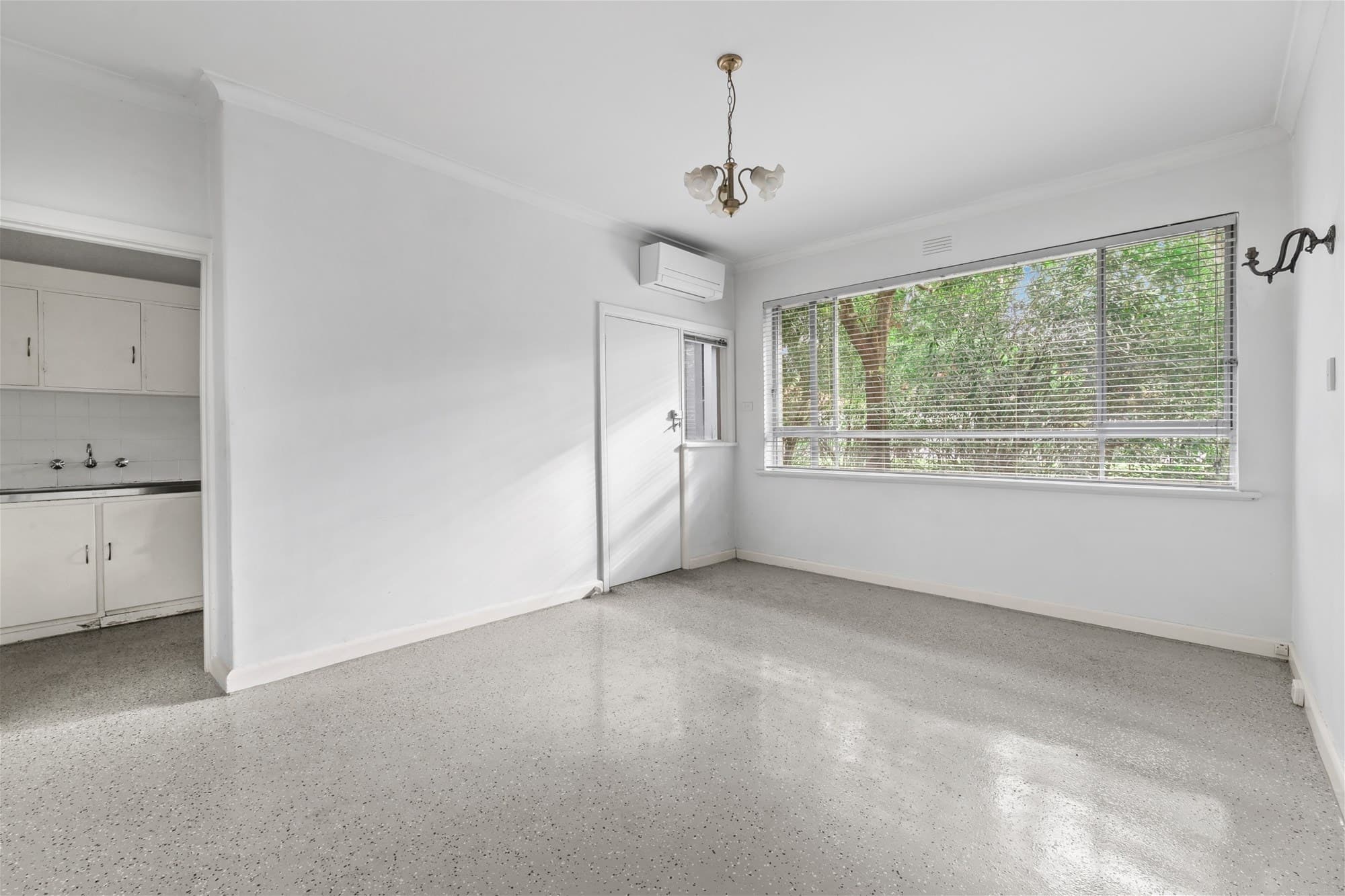 2/404-406 Lower Heidelberg Road EAGLEMONT, VIC, Eaglemont - Thumbnail 2