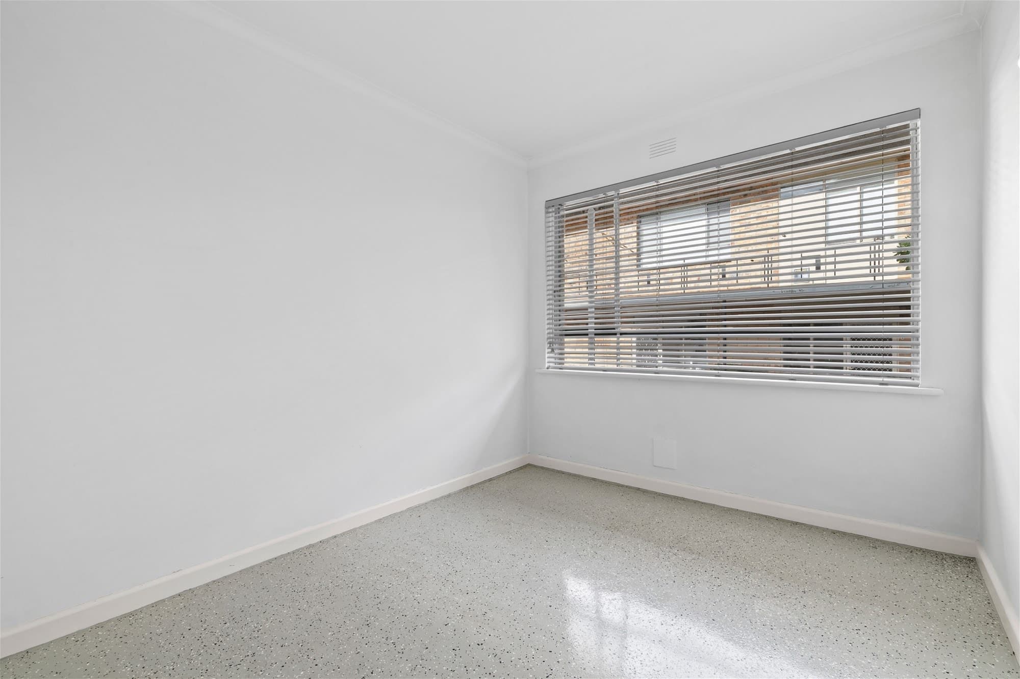 2/404-406 Lower Heidelberg Road EAGLEMONT, VIC, Eaglemont - Thumbnail 4