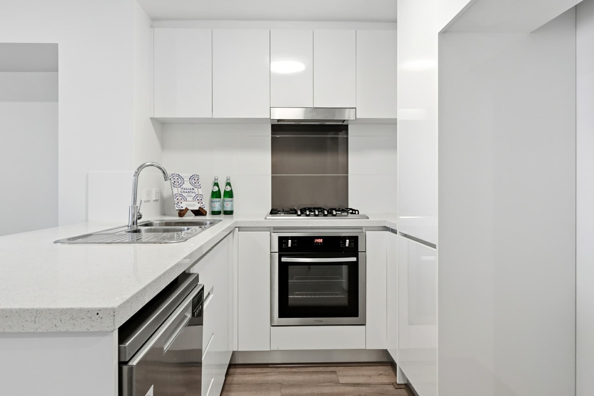 3/10 Tate Street, St James, St James - Thumbnail 7