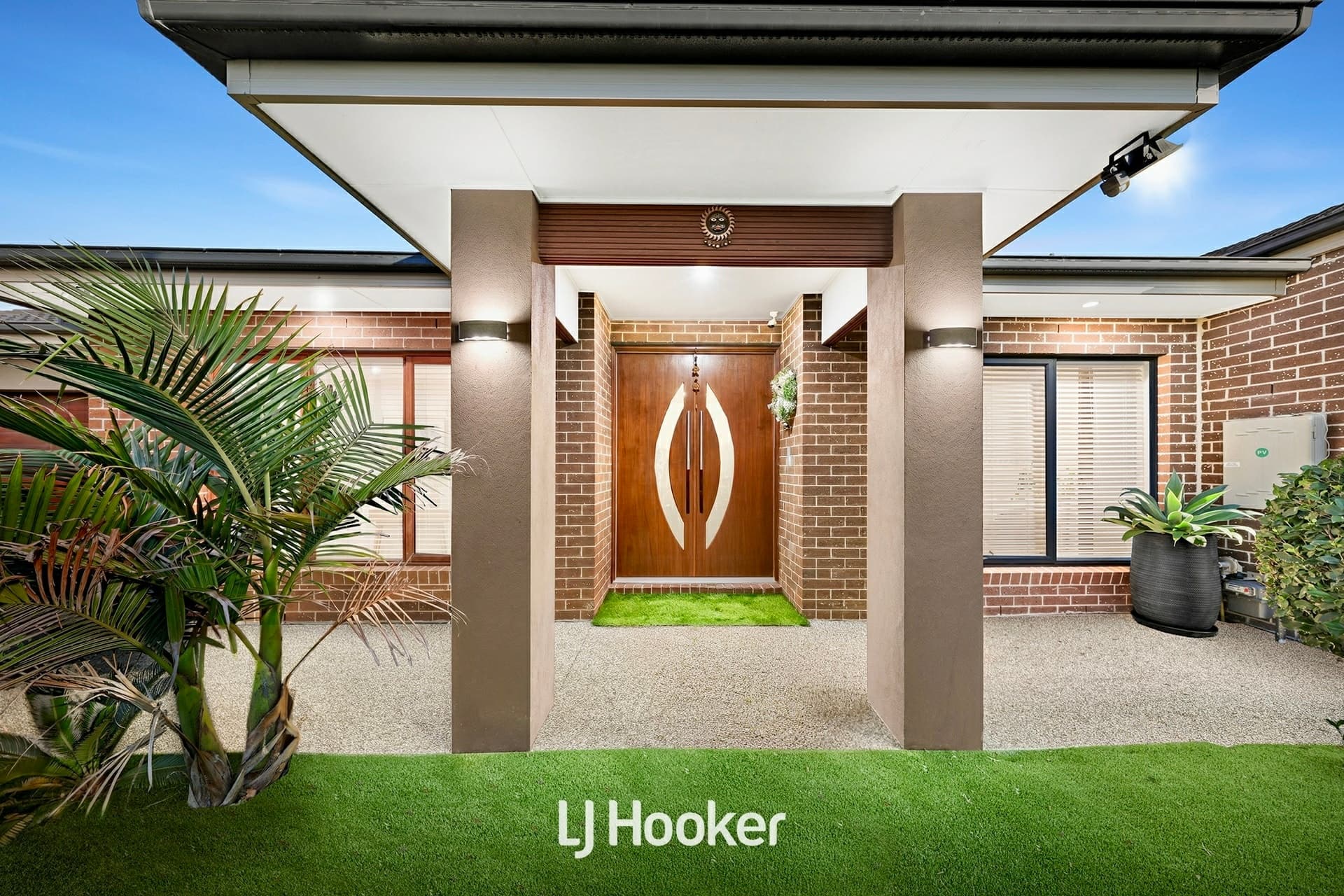 16 Spartan Avenue, Clyde North, Clyde North - Image 1