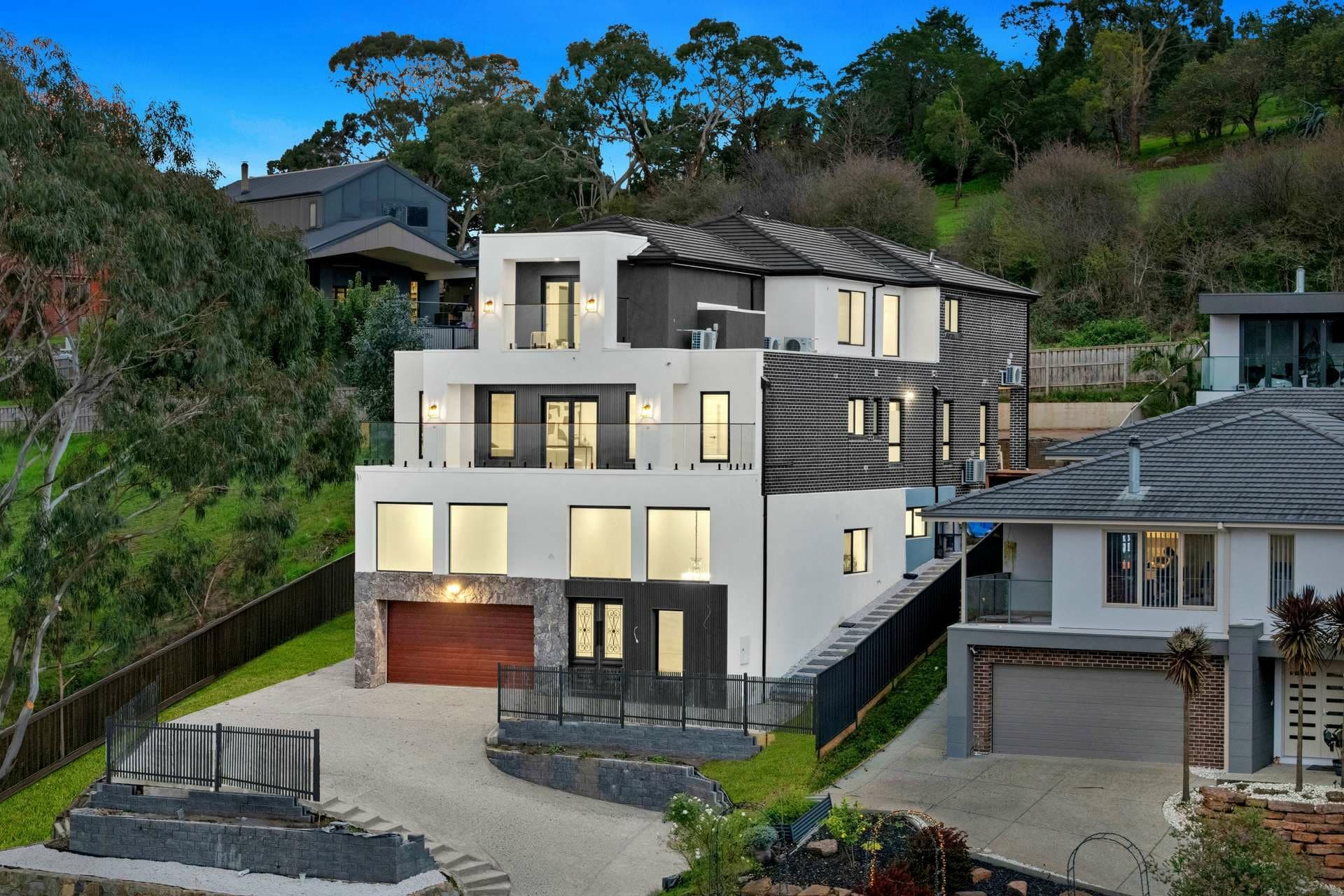 35 Wintersun Road Berwick VIC, Berwick - Image 1