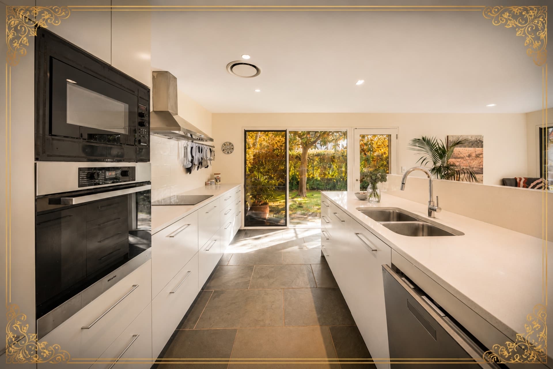 27 Charlton Close, Bowral, Bowral - Thumbnail 6