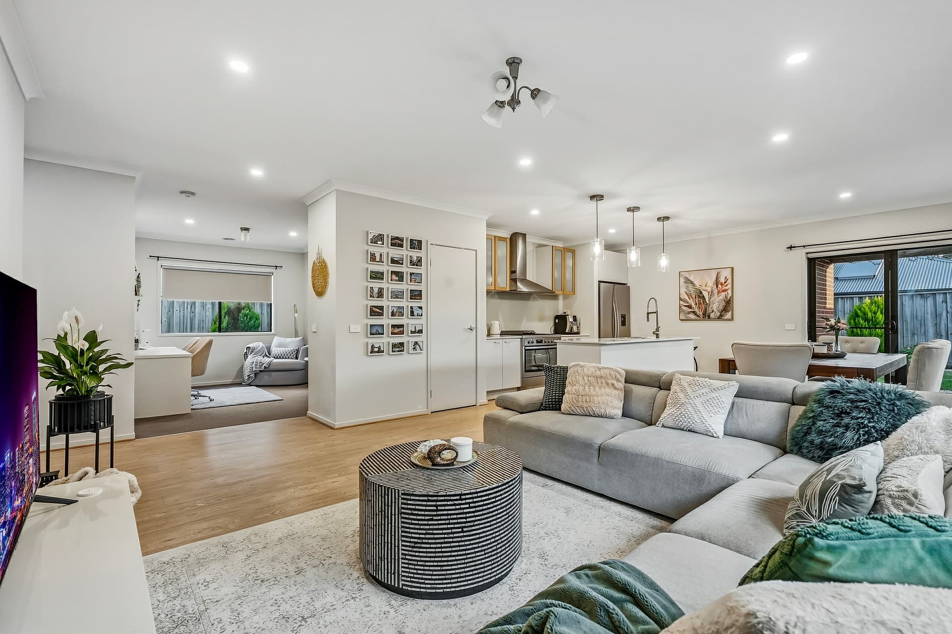 14 Casuarina Road, Officer, Officer - Thumbnail 6