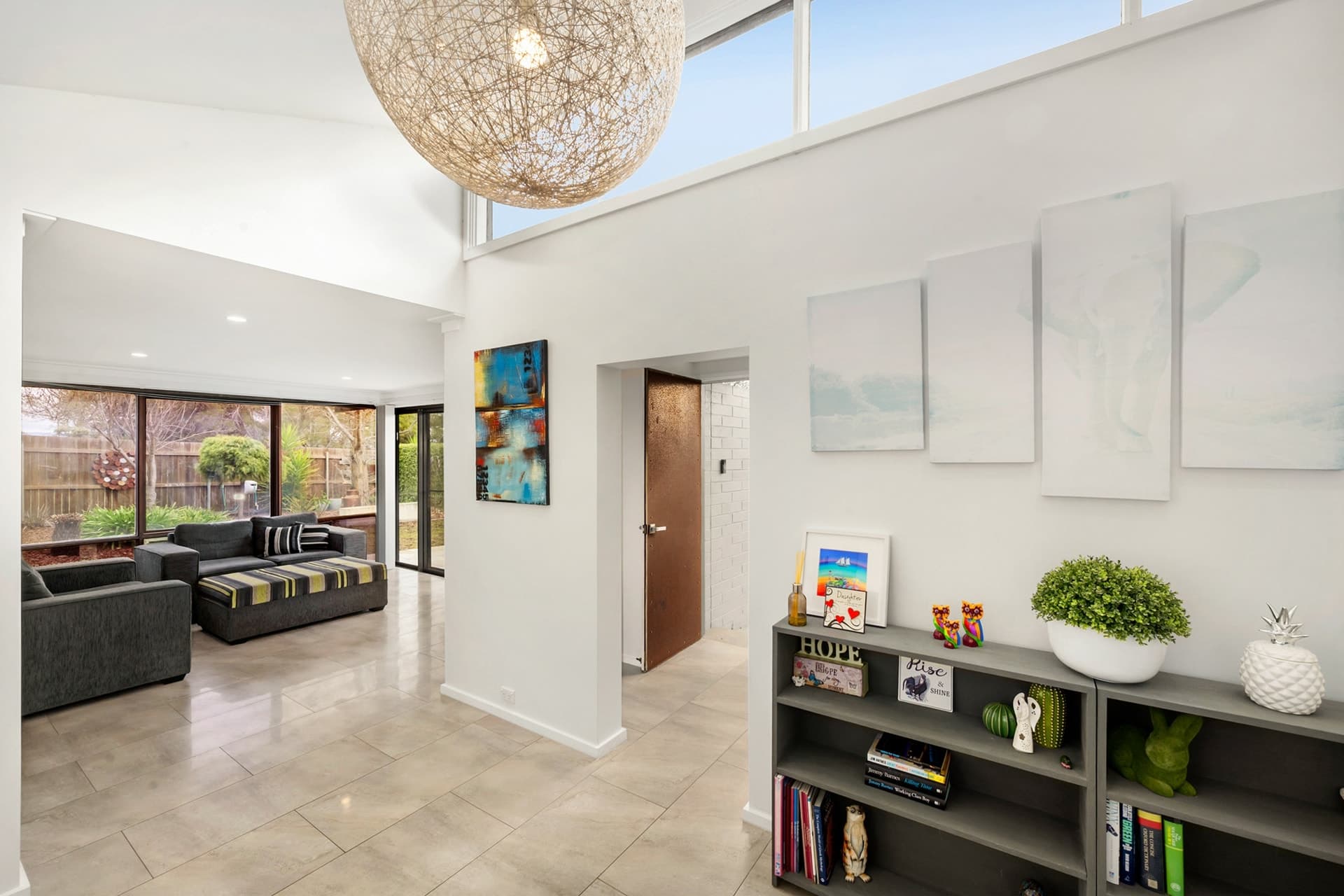 30 Dalley Crescent Latham ACT, Latham - Thumbnail 2