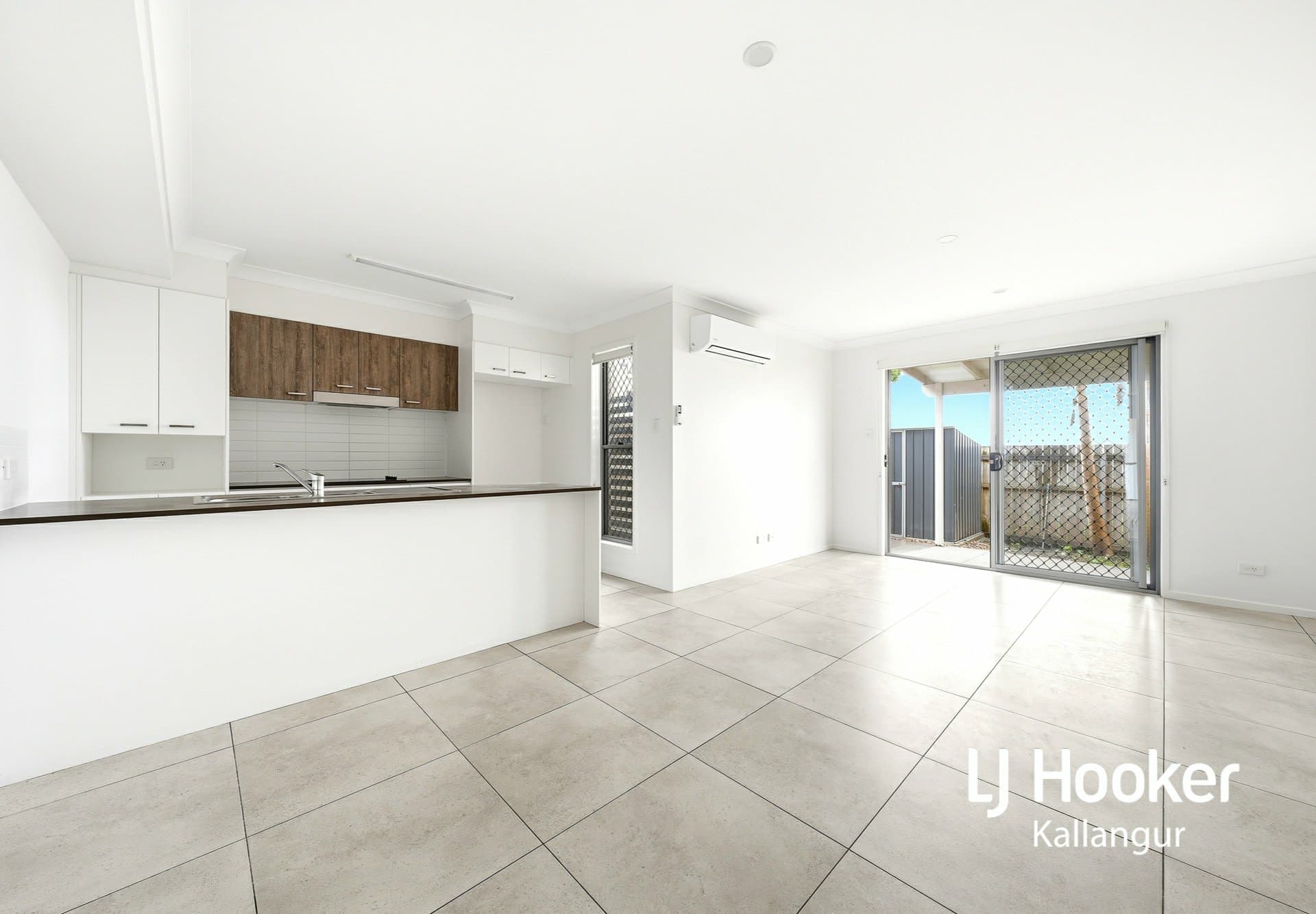 15/51 James Edward Street, Richlands, Richlands - Thumbnail 3