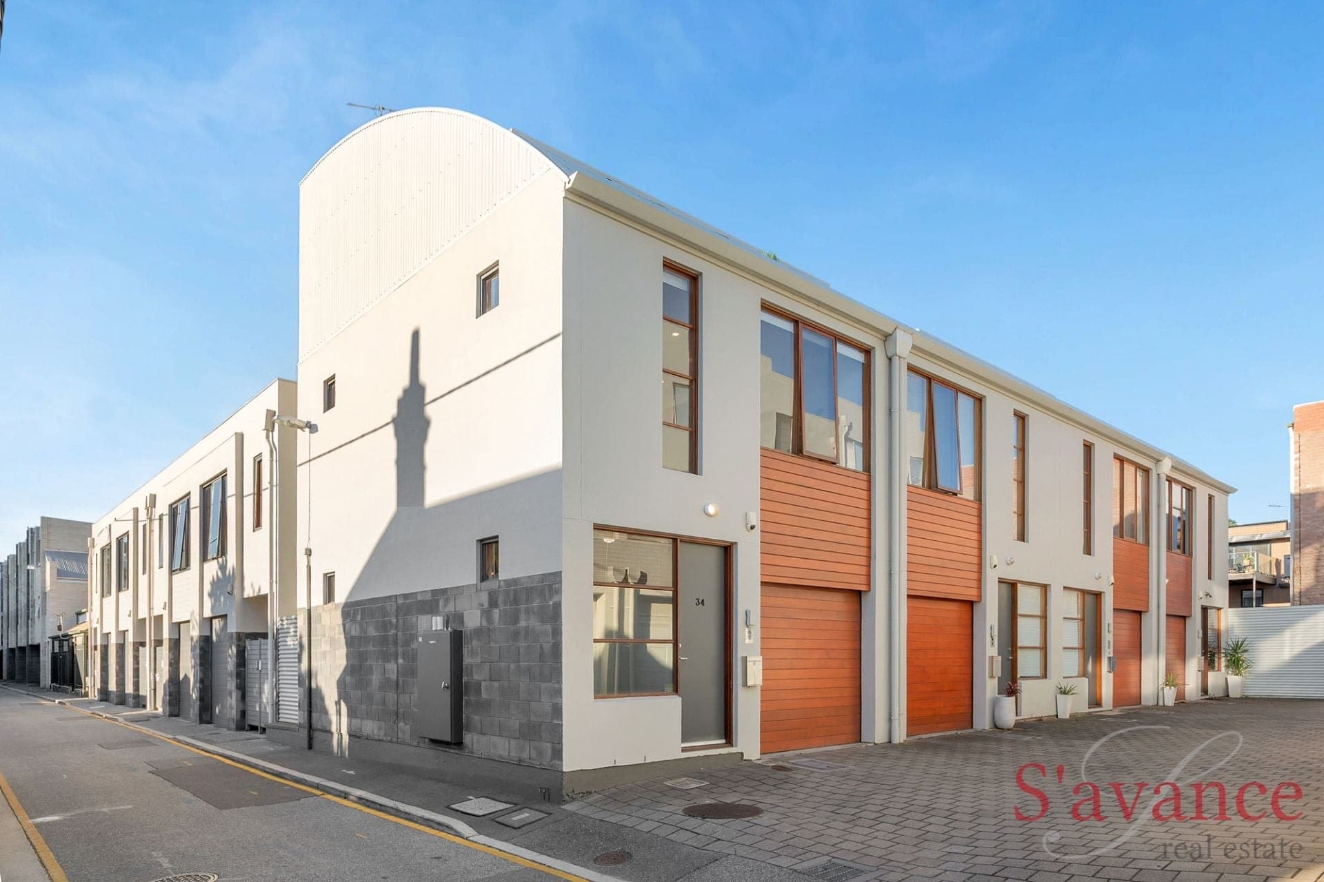 34 Hobsons Place, Adelaide, Adelaide - Thumbnail 2