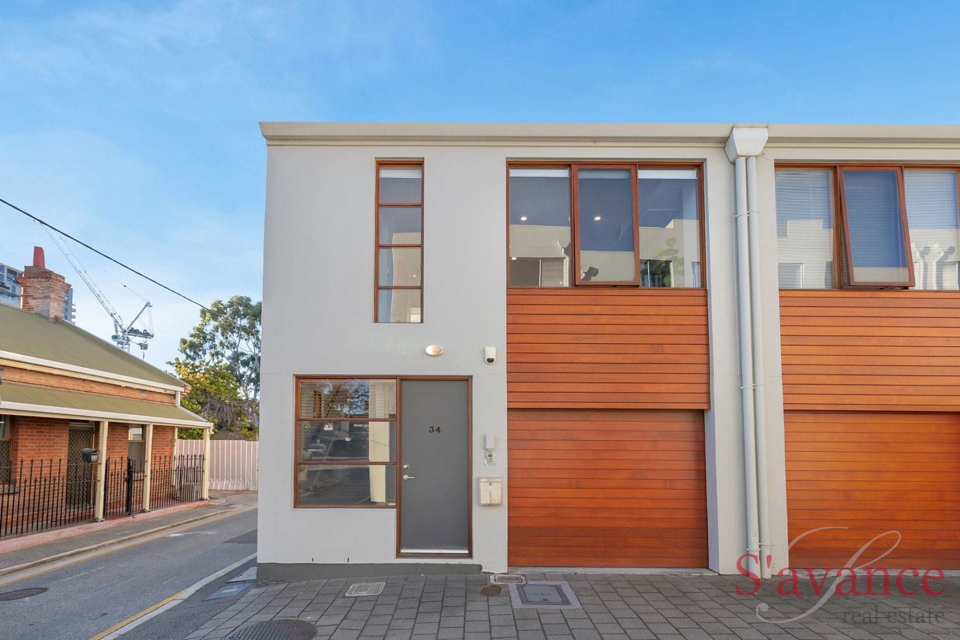 34 Hobsons Place, Adelaide, Adelaide - Thumbnail 3
