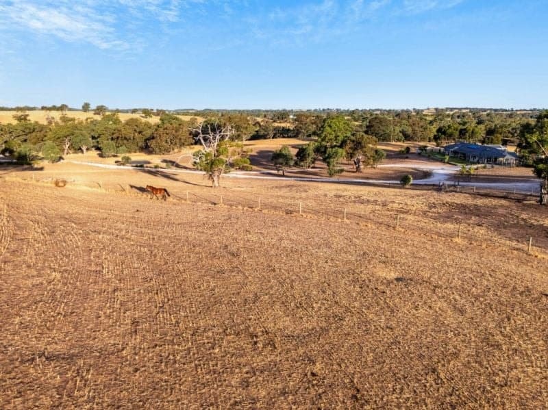 249 Glen Devon Road, Mount Pleasant, Mount Pleasant - Thumbnail 3