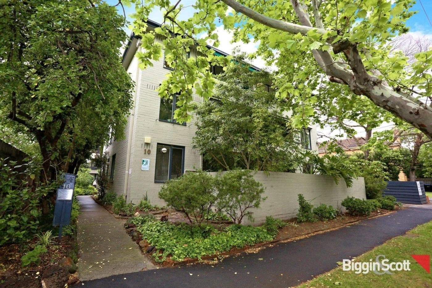 15/10 Cromwell Road, South Yarra, South Yarra - Image 1