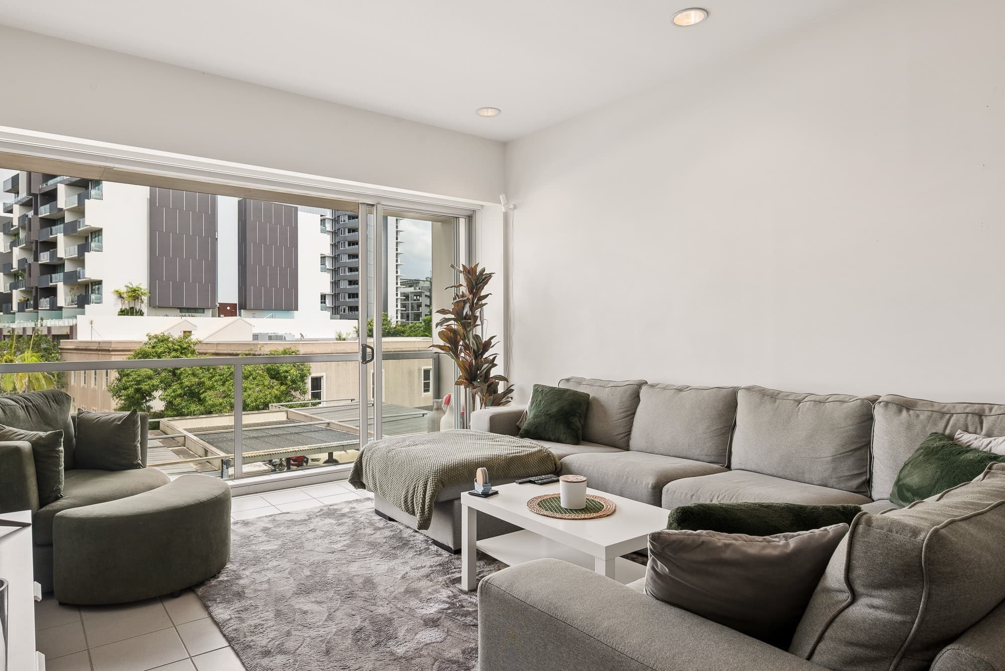 223/38 Skyring Terrace, Teneriffe - Image 1