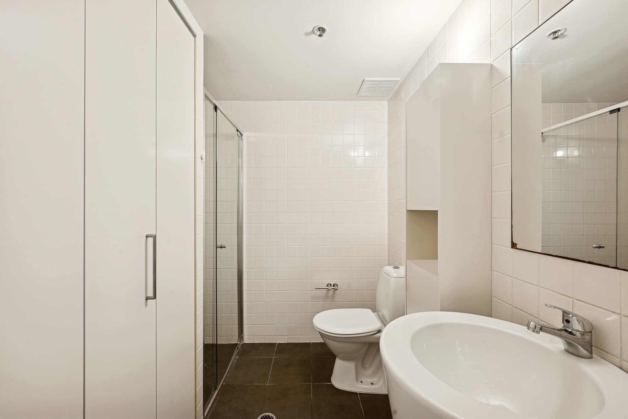 183/18 Tank Street, Brisbane City - Thumbnail 8
