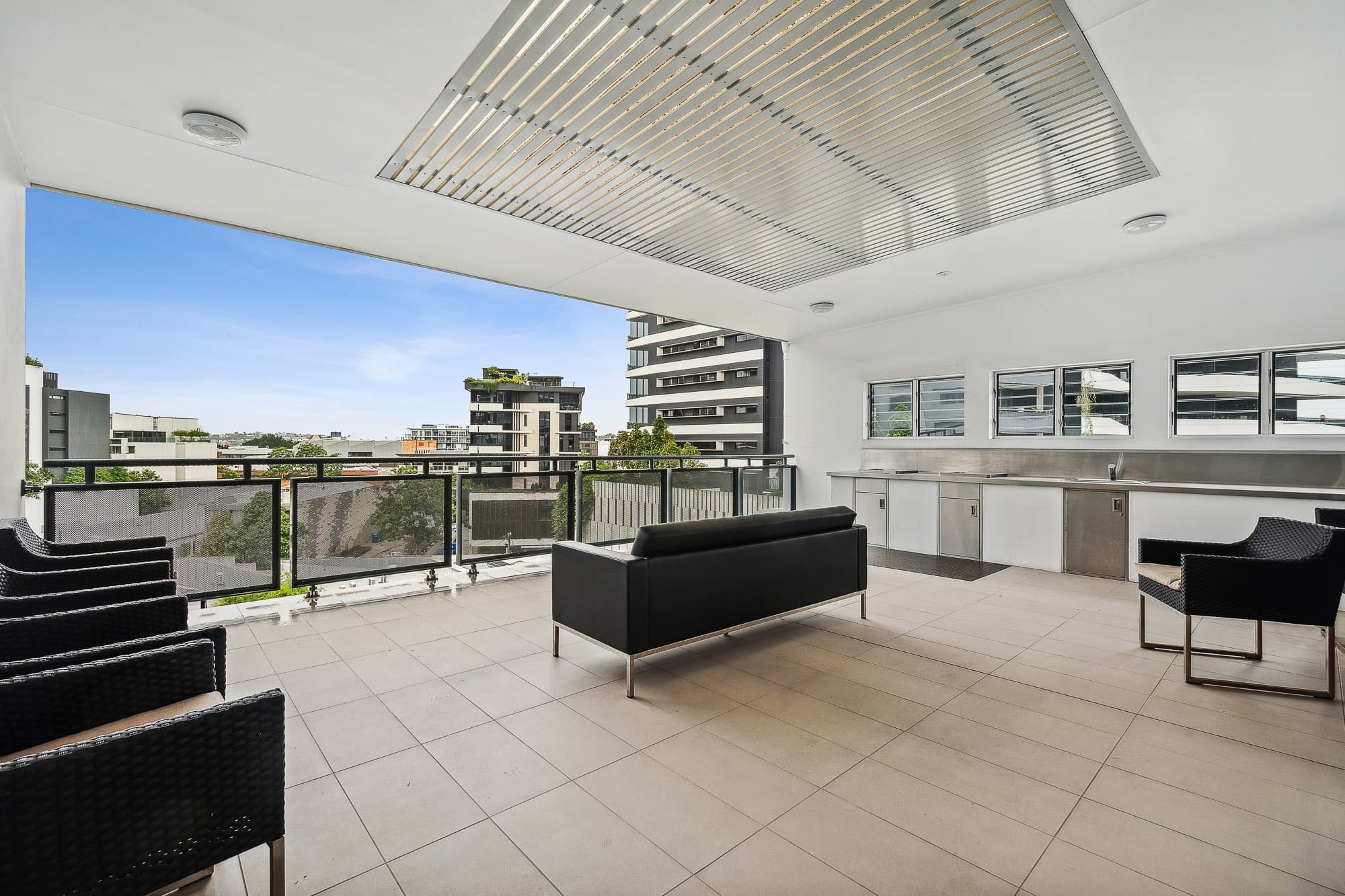 411/19 Masters Street, Newstead - Thumbnail 2