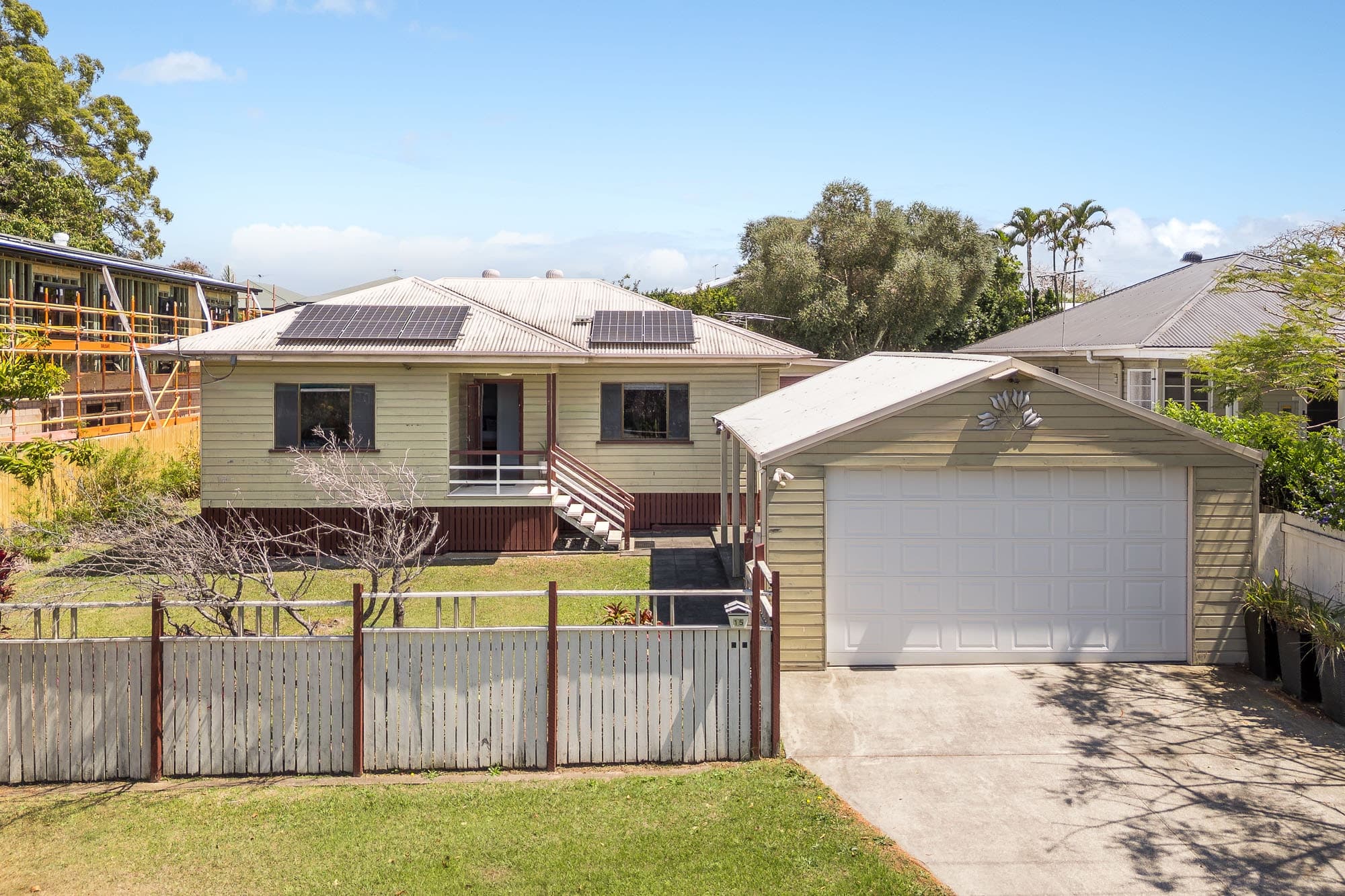 15 Regent Street, Wynnum West - Thumbnail 2