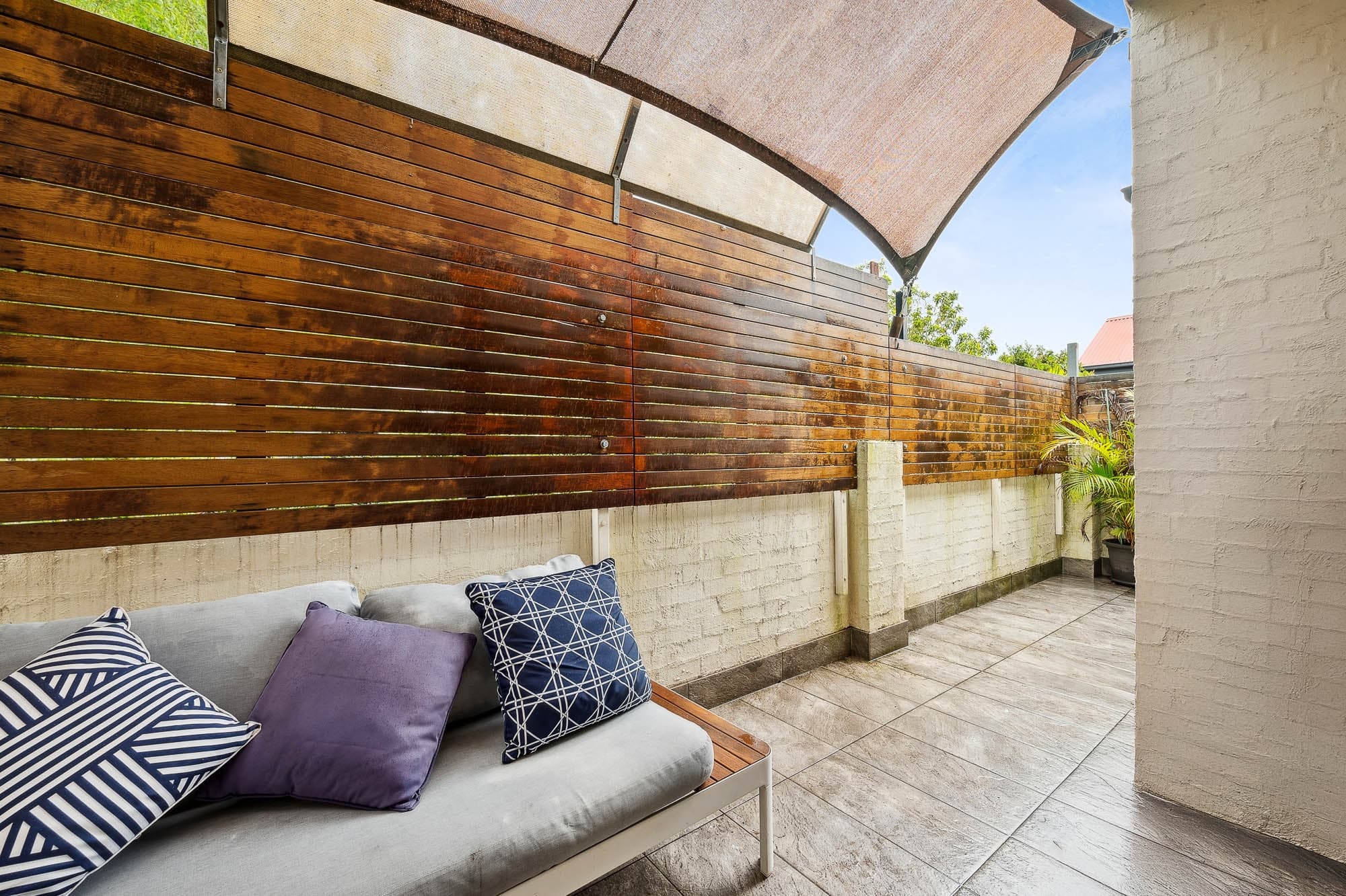 4/90 Ison Street, Morningside - Image 1