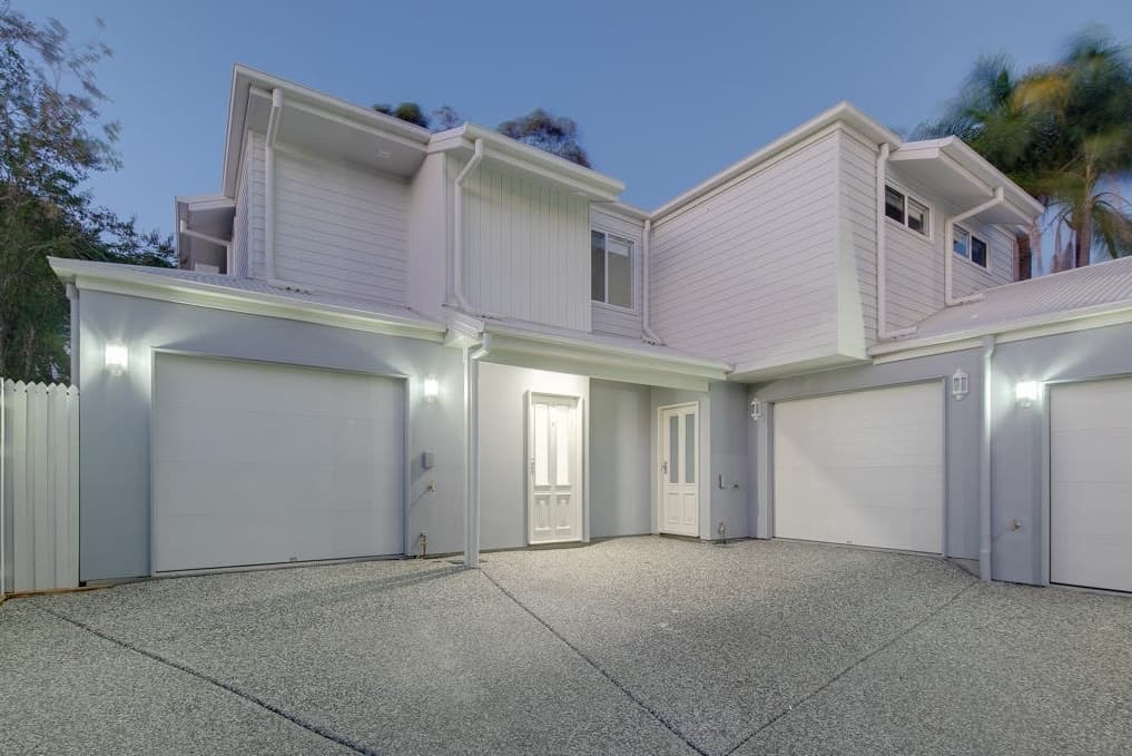 2/58 Donald Street, Camp Hill - Image 1