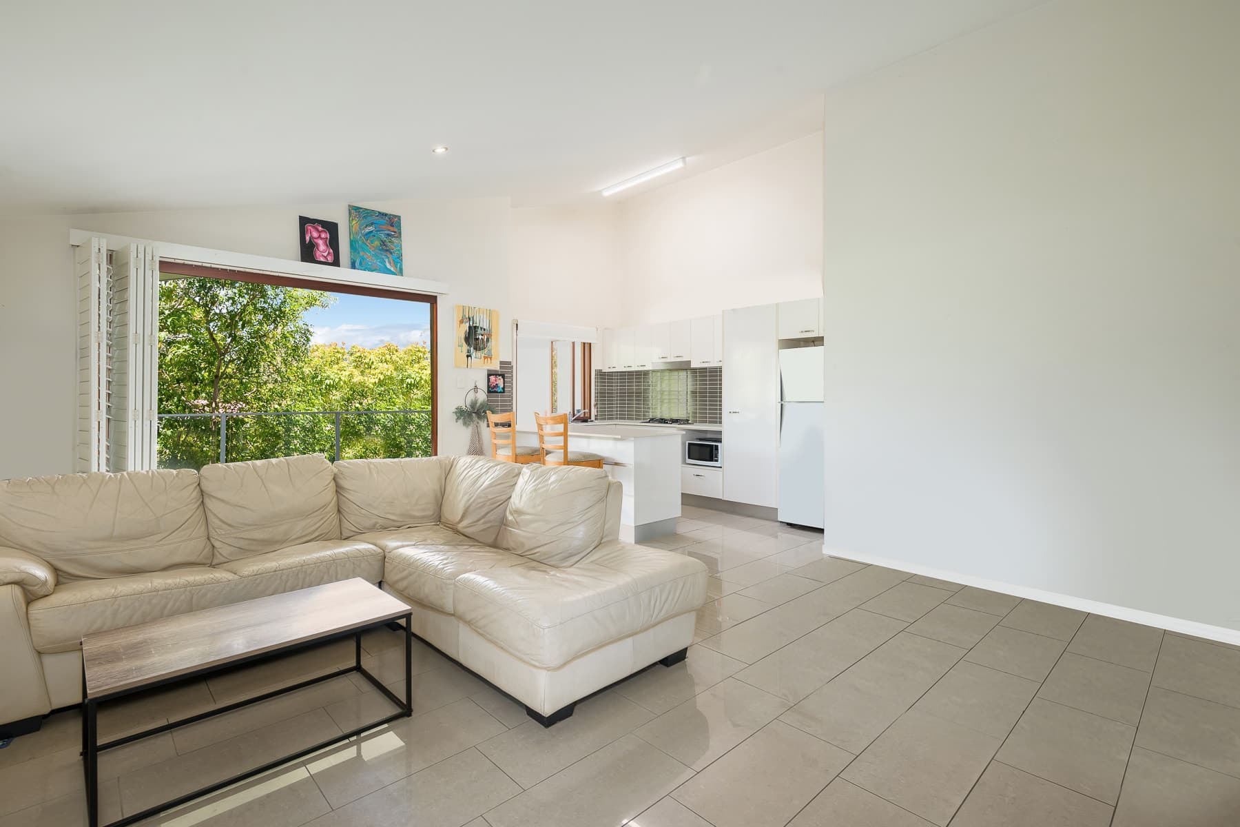 2/50 Gamelin Crescent, Stafford - Thumbnail 2