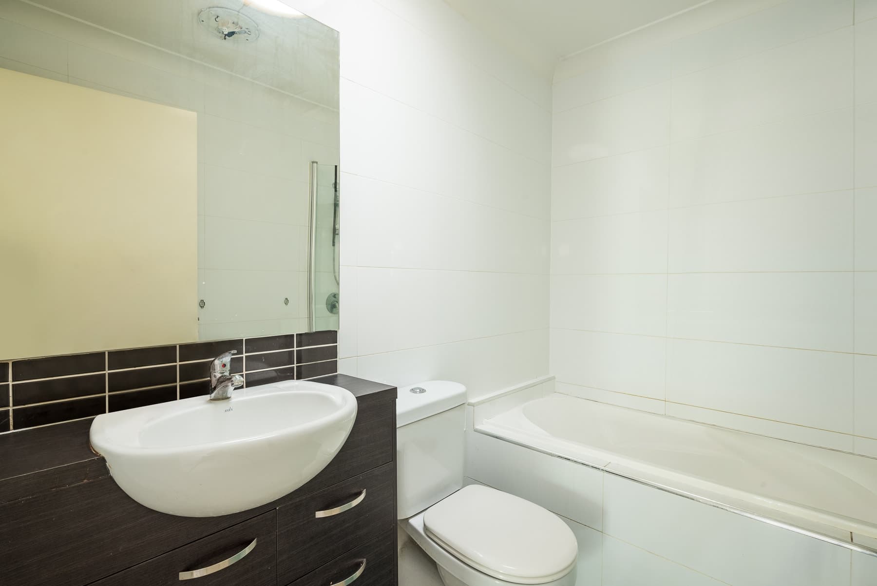 2/50 Gamelin Crescent, Stafford - Thumbnail 7