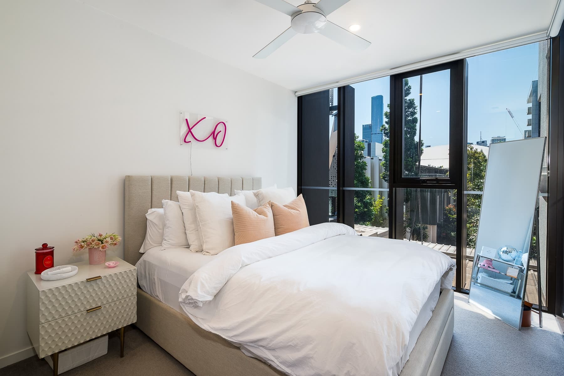 211/49 Cordelia St, South Brisbane - Image 1